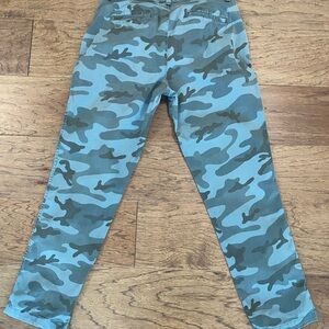 GAP Blue and Green Camouflage Cropped Pants